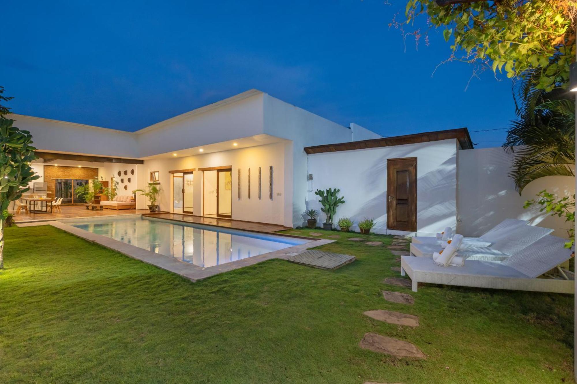 Villa Nuga By Dreamawaybali Seminyak Exterior foto